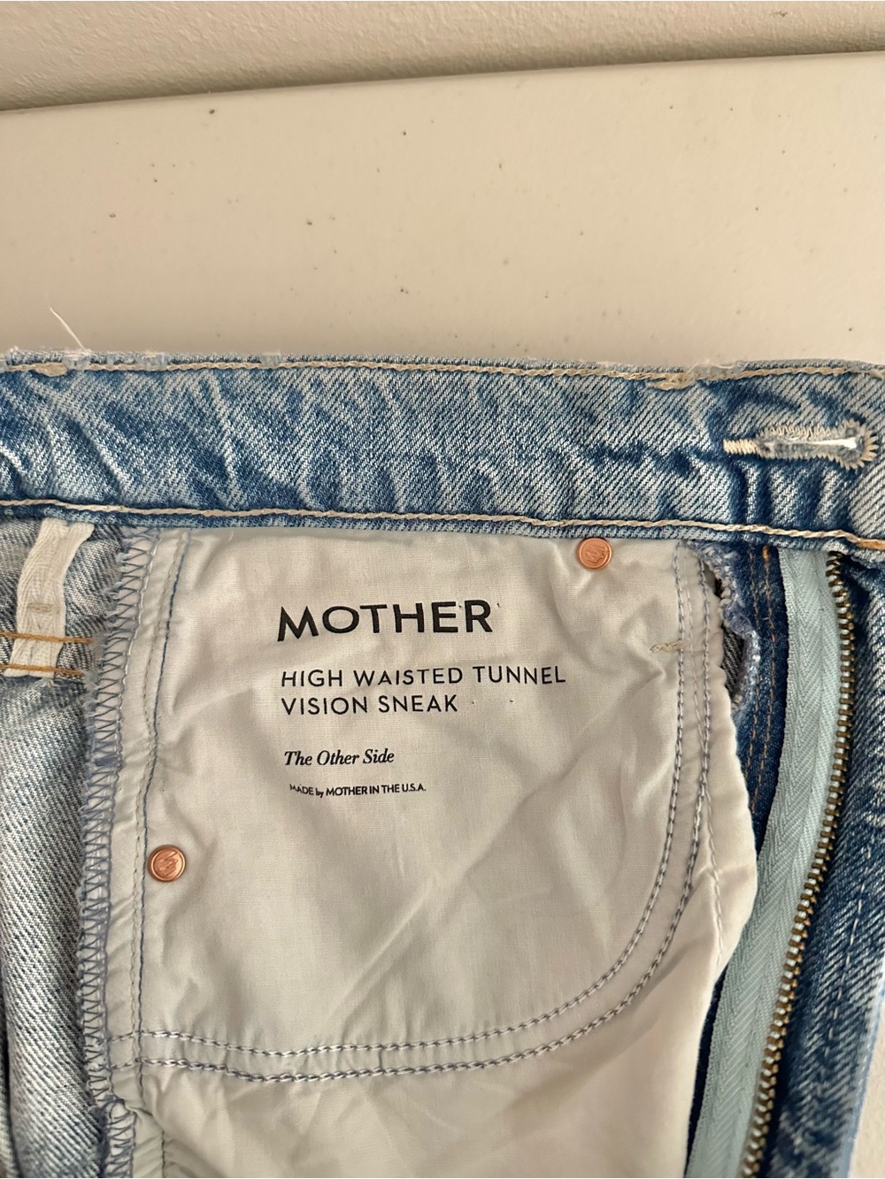 MOTHER The High Waisted Tunnel Vision Sneak Jeans The Other Side Size 24 Campus - Picture 6 of 9